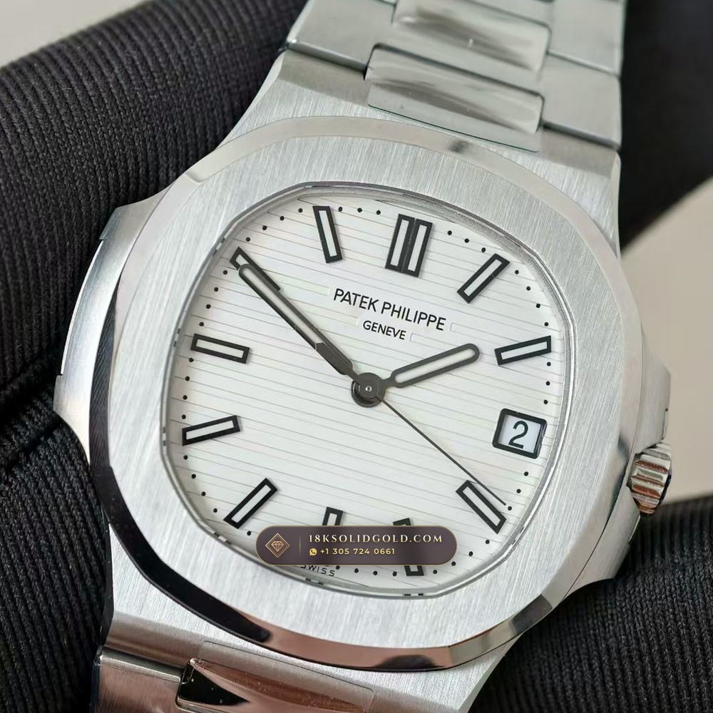 Patek Philippe Nautilus Self-Winding Custom SW Dial 22K Gold Rotor Reference 5711/1A-011 — Salon Edition angle 3