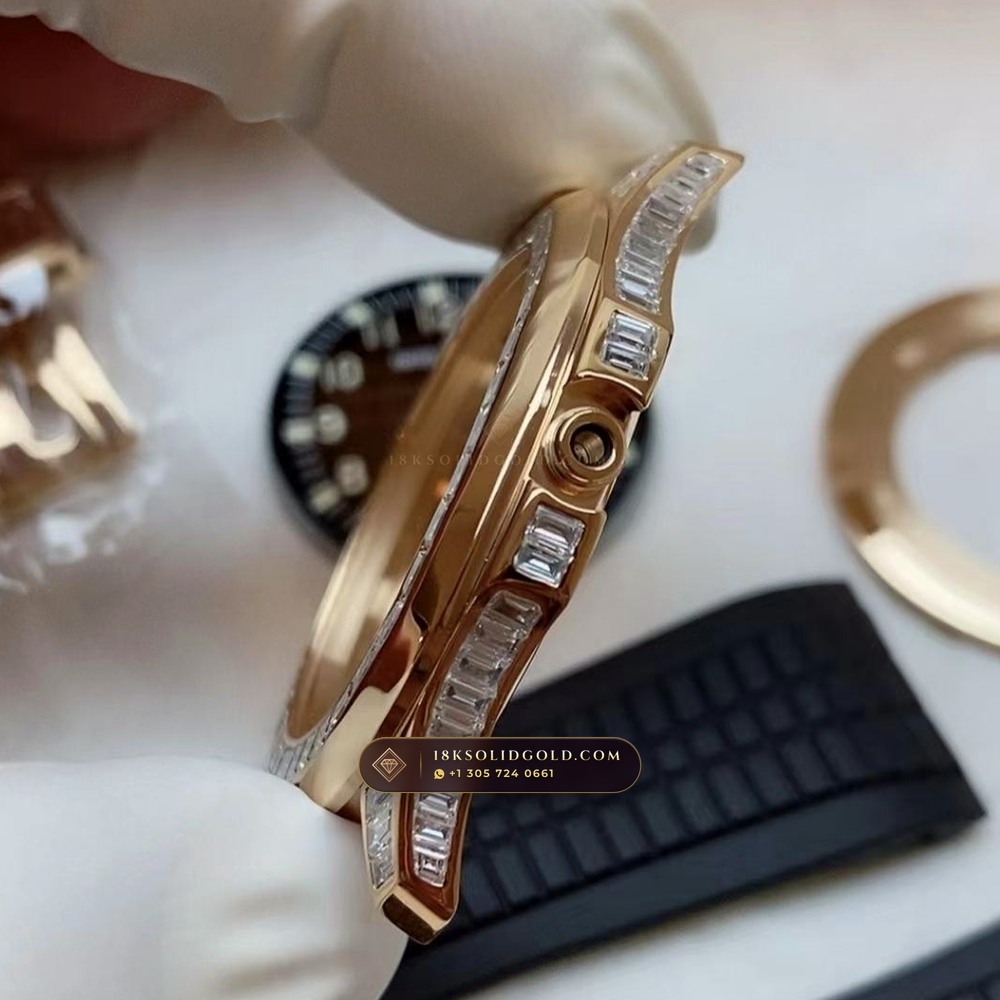 Patek Philippe Aquanaut Extra-Large Self-Winding Diamond-Set Bezel 18K Rose Gold Reference 5167/300R-010 — Hallmarked Edition — Studio Gallery Plate VIII in 18K Rose Gold Au750 (108.4g Verified Mass, Patek Philippe Cal. 324 S C - 21K Gold Rotor)