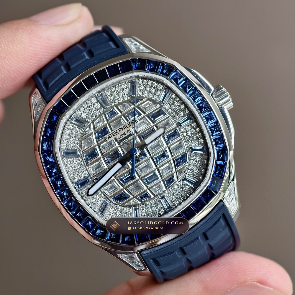 Patek Philippe Aquanaut Luce Haute Joaillerie Diamond-Set Bezel 18K White Gold Reference 5268/461G-001 — Hallmarked Edition angle 2