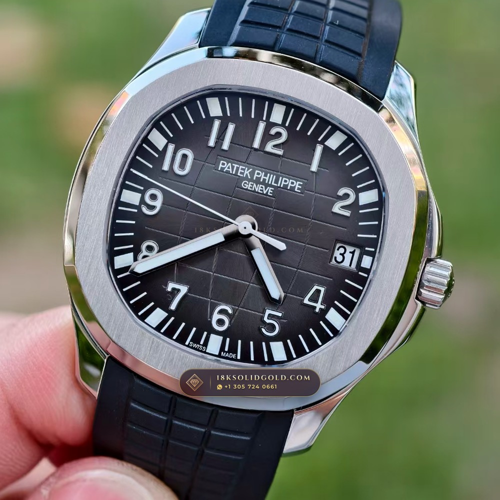 Patek Philippe Aquanaut Extra-Large Self-Winding Master Watchmaker Spec Reference 5167A — Salon Edition angle 3