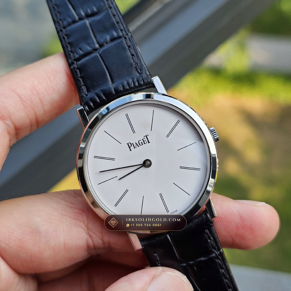 Piaget Altiplano Ultra-Thin 38mm Hand-Wound Cal. 830P 18K White Gold Reference G0A29112 — Hallmarked Edition angle 2