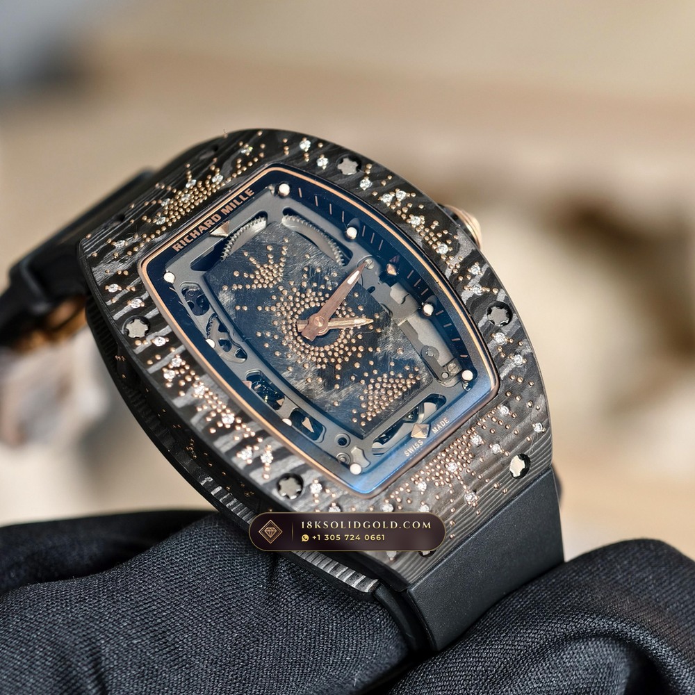 Richard Mille RM 07-01 Automatic Tonneau Dark Night Carbon TPT & Gold Leaf Geneva Atelier Spec — Salon Edition angle 3