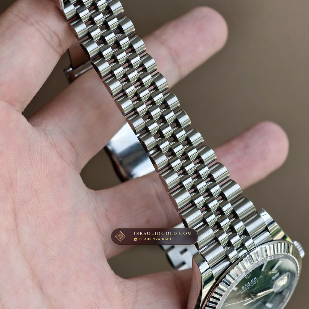Rolex Datejust 41 Sunray Emerald / Khaki Green Dial Reference 126334 — Salon Edition — Studio Gallery Plate VIII in 904L Stainless Steel Custom Architecture (136.8g Verified Mass, Rolex Manufacture Cal. 3235 - 70h Power Reserve)