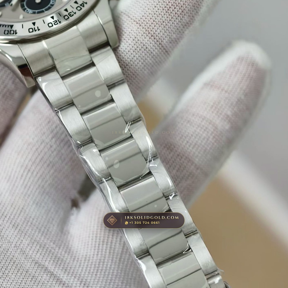 Rolex Cosmograph Daytona 18K White Gold Geneva Atelier Spec Reference 126509 — Hallmarked Edition — Studio Gallery Plate VII in 18K White Gold Au750 (216.2g Verified Mass, Rolex Manufacture Cal. 4131 - 72h Power Reserve)