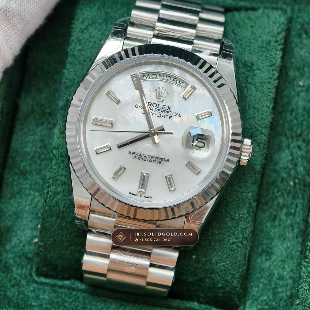 Rolex Day-Date 40 Iridescent Natural Mother-of-Pearl Dial 18K Everose Gold Reference 228235 — Hallmarked Edition angle 3