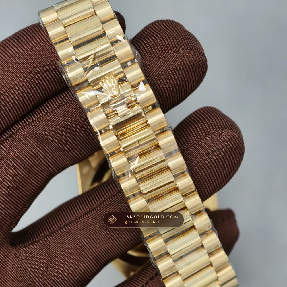 Rolex Day-Date 40 18K Yellow Gold Reference 228238 — Hallmarked Edition — Studio Gallery Plate VII in 18K Yellow Gold Au750 (210.2g Verified Mass, Rolex Manufacture Cal. 3255 - 70h Power Reserve)