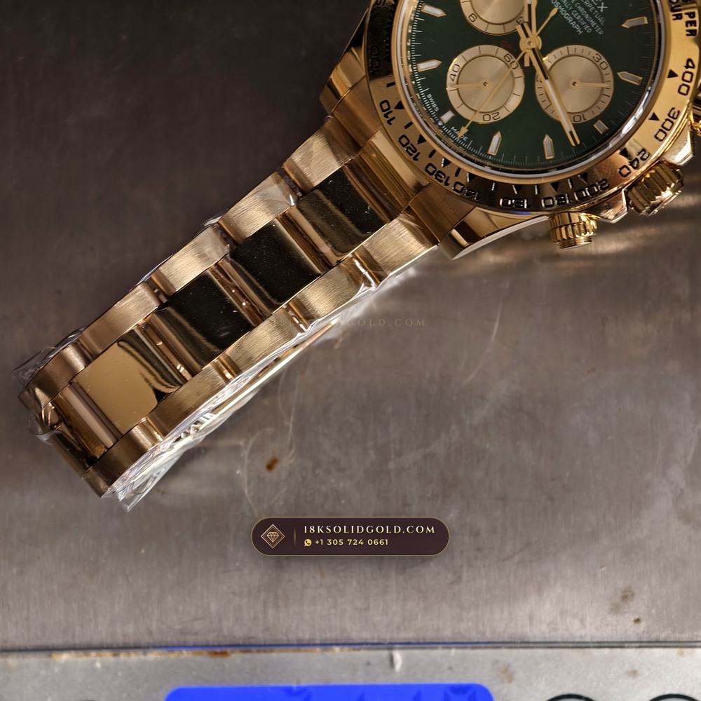 Rolex Cosmograph Daytona John Mayer II Emerald & Gold Dial 18K Yellow Gold Reference 126508 — Hallmarked Edition — Studio Gallery Plate IX in 18K Yellow Gold Au750 (216.8g Verified Mass, Rolex Manufacture Cal. 4131 - 72h Power Reserve)