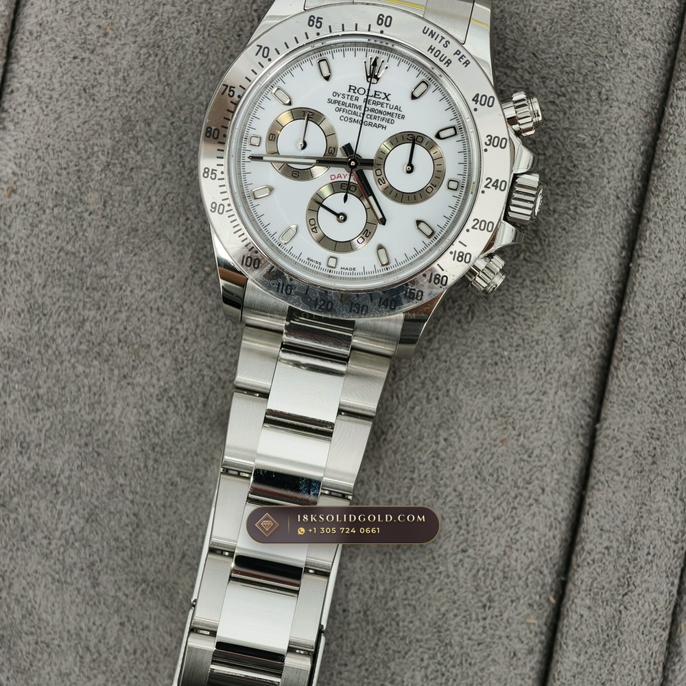 Rolex Cosmograph Daytona Reference 116520 — Salon Edition angle 2