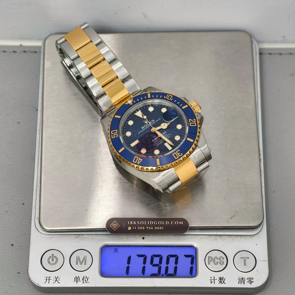 Rolex Submariner Date Geneva Atelier Spec Reference 126613LB — Salon Edition — Studio Gallery Plate IX in 18K Gold & 904L Oystersteel Rolesor (174.7g Verified Mass, Rolex Manufacture Cal. 3235 - 70h Power Reserve)