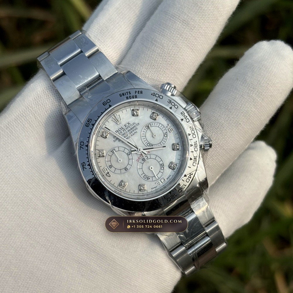 Rolex Cosmograph Daytona Iridescent Natural Mother-of-Pearl Dial 18K White Gold Reference 116509 — Hallmarked Edition angle 2