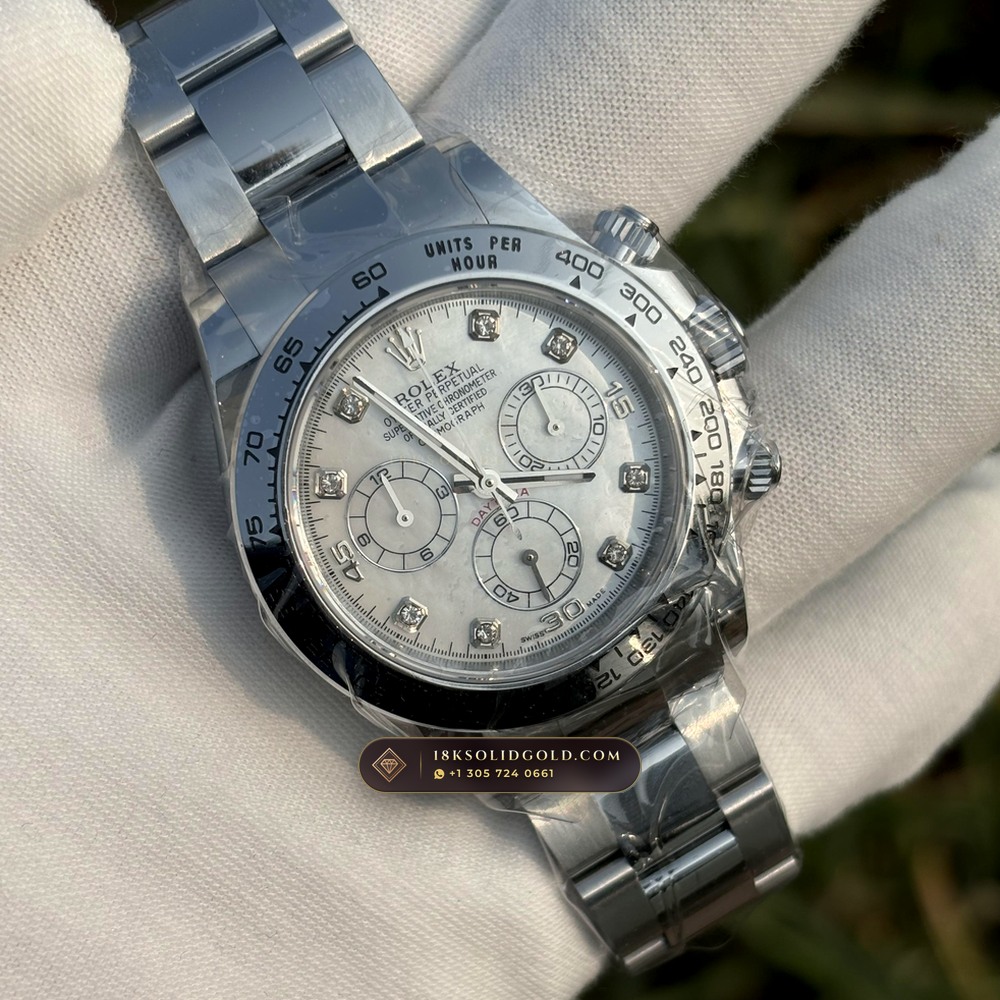 Rolex Cosmograph Daytona Iridescent Natural Mother-of-Pearl Dial 18K White Gold Reference 116509 — Hallmarked Edition angle 3