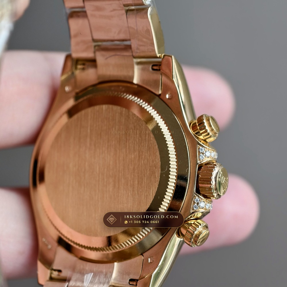 Rolex Cosmograph Daytona Rainbow 36 Graduated Sapphires & Pave Dial 18K Yellow Gold Reference 126598RBOW — Hallmarked Edition — Studio Gallery Plate VII in 18K Yellow Gold Au750 (216.5g Verified Mass, Rolex Manufacture Cal. 4131 - 72h Power Reserve)