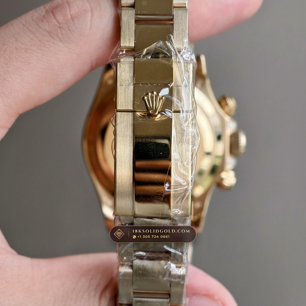 Rolex Cosmograph Daytona Rainbow 36 Graduated Sapphires & Pave Dial 18K Yellow Gold Reference 126598RBOW — Hallmarked Edition — Studio Gallery Plate VIII in 18K Yellow Gold Au750 (216.5g Verified Mass, Rolex Manufacture Cal. 4131 - 72h Power Reserve)