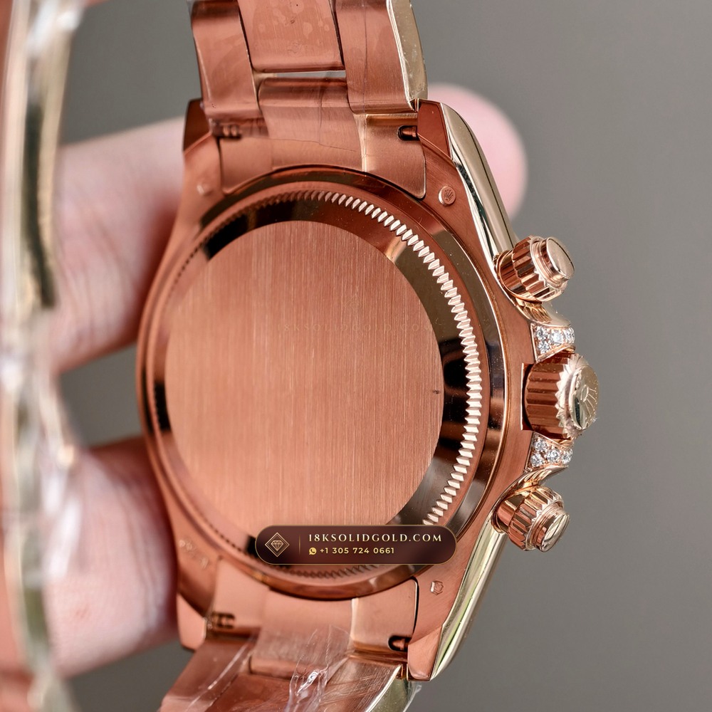 Rolex Cosmograph Daytona Rainbow Sapphire Bezel 18K Everose Gold Reference 116595RBOW — Hallmarked Edition — Studio Gallery Plate VII in 18K Rose Gold Au750 (216.9g Verified Mass, Rolex Manufacture Cal. 4130 - 72h Power Reserve)