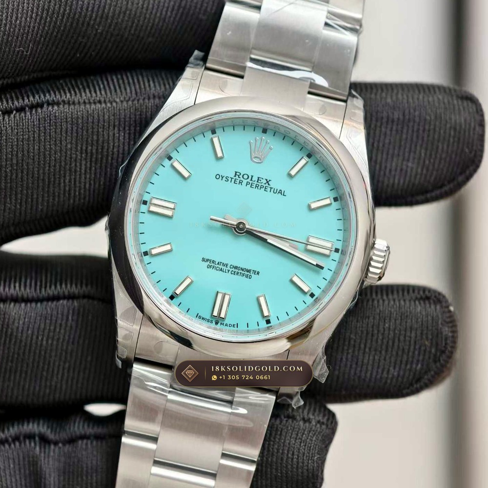 Rolex Oyster Perpetual 36 Tiffany Turquoise Lacquer Dial Reference 126000 — Salon Edition angle 3