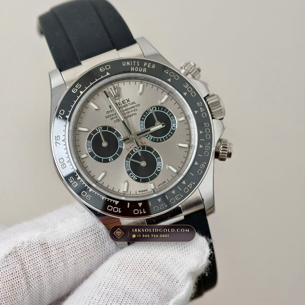 Rolex Cosmograph Daytona 18K White Gold Reference 126519LN — Hallmarked Edition angle 2