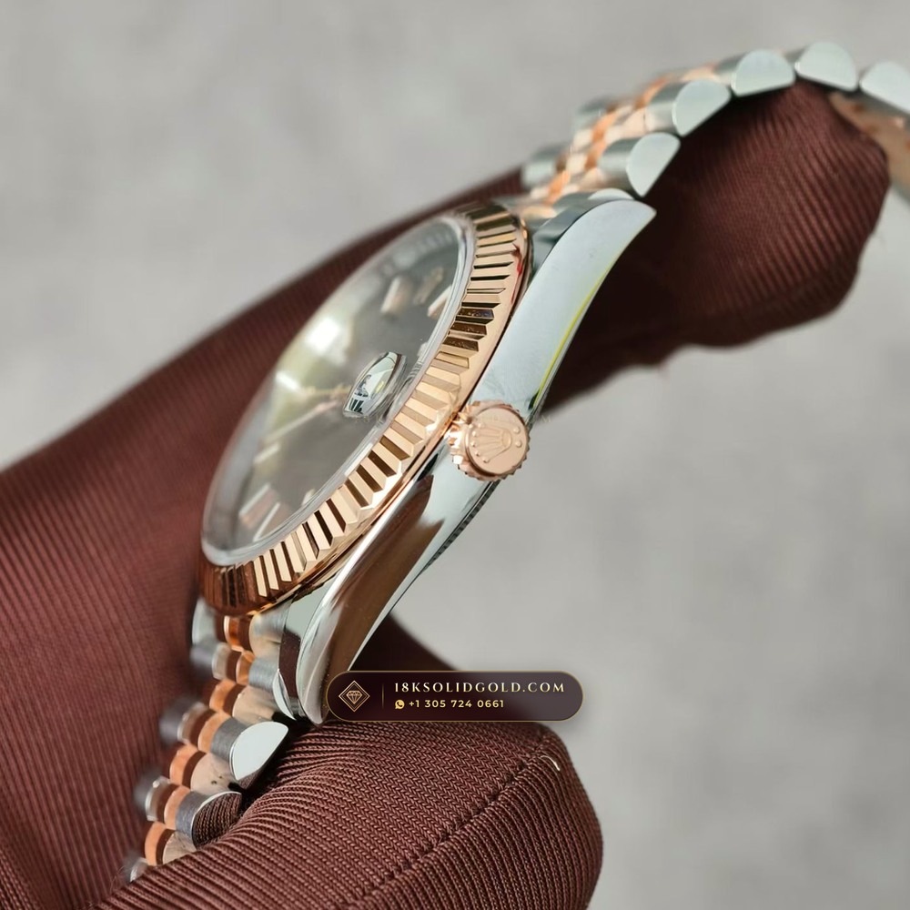Rolex Datejust 41 Reference 126331 — Salon Edition — Studio Gallery Plate VII in 18K Gold & 904L Oystersteel Rolesor (150.9g Verified Mass, Rolex Manufacture Cal. 3235 - 70h Power Reserve)
