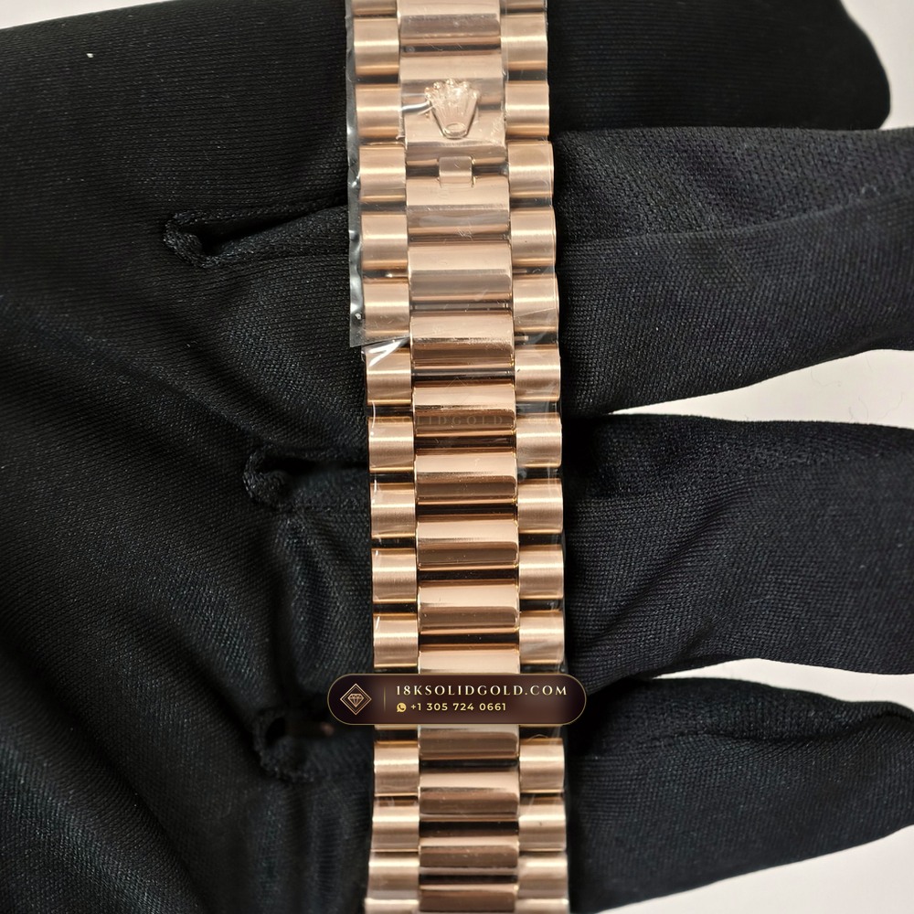 Rolex Day-Date 40 Eisenkiesel Natural Stone Dial 18K Everose Gold Reference 228235 — Hallmarked Edition — Studio Gallery Plate VII in 18K Rose Gold Au750 (210.4g Verified Mass, Rolex Manufacture Cal. 3255 - 70h Power Reserve)