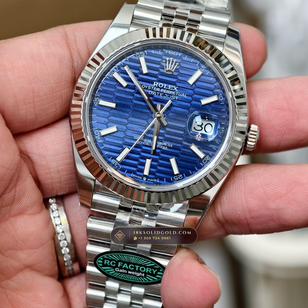 Rolex Datejust 41 Geneva Atelier Spec Reference 126331 — Salon Edition angle 2