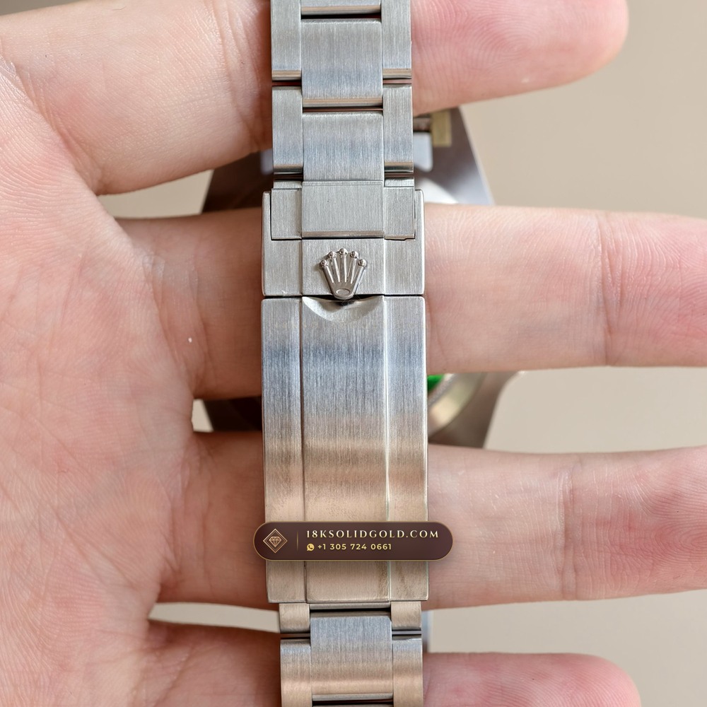 Rolex Submariner Date 41mm Custom Purple Ombre Dial Reference 126610LN — Salon Edition — Studio Gallery Plate VII in 904L Stainless Steel Custom Architecture (156.7g Verified Mass, Rolex Manufacture Cal. 3235 - 70h Power Reserve)