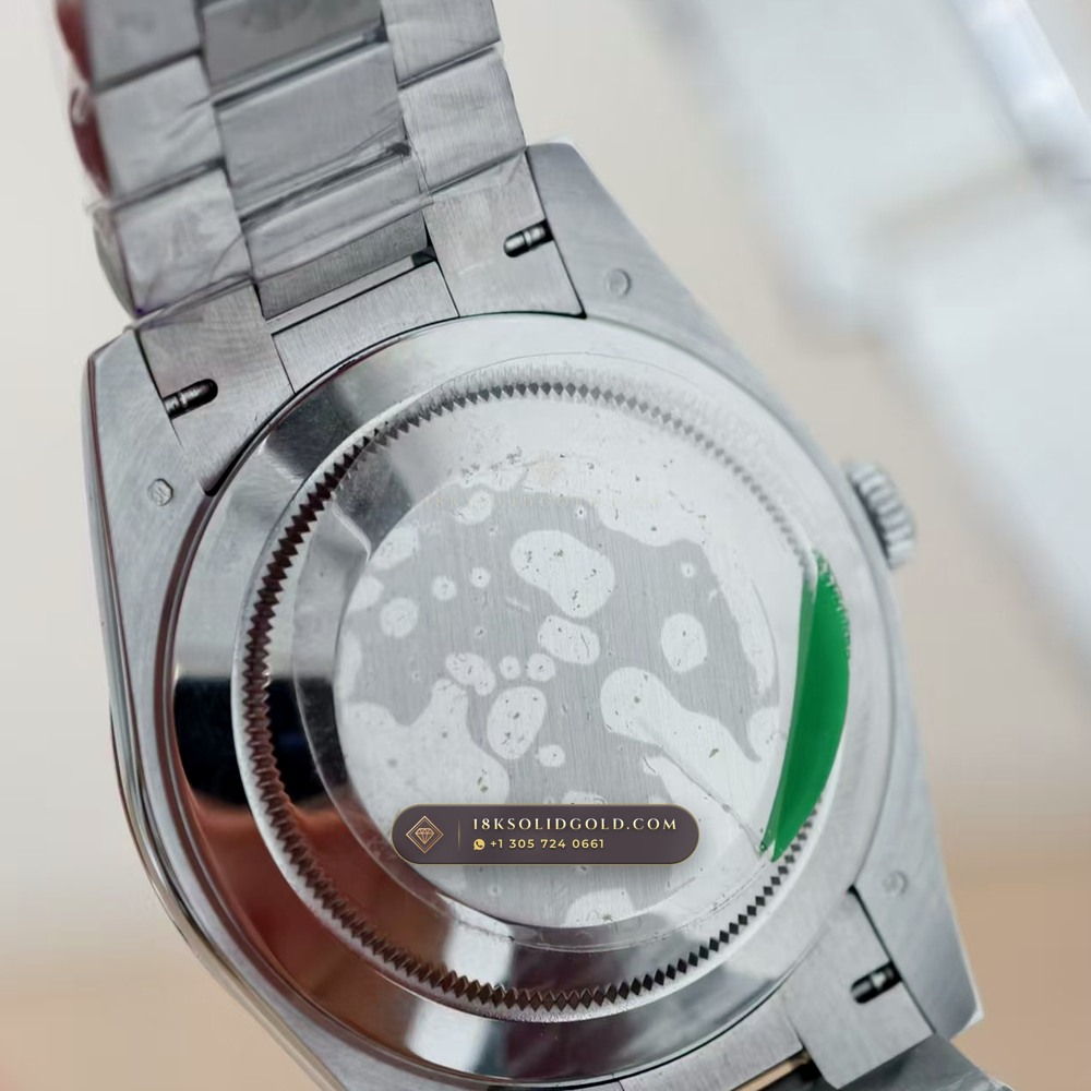 Rolex Day-Date 40 Tahitian Mother-of-Pearl Dial 18K White Gold Reference 228239 — Hallmarked Edition — Studio Gallery Plate VII in 18K White Gold Au750 (210.3g Verified Mass, Rolex Manufacture Cal. 3255 - 70h Power Reserve)