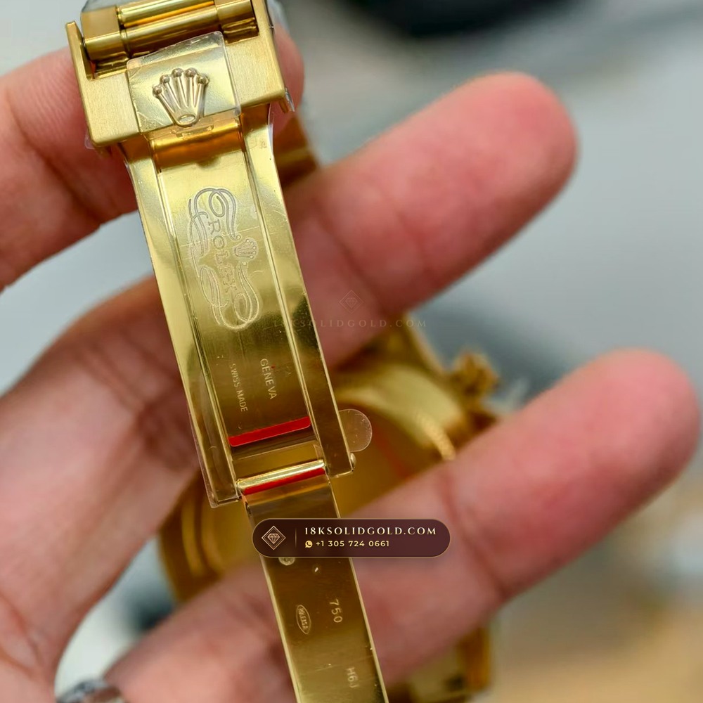 Rolex Cosmograph Daytona John Mayer Emerald Dial 18K Yellow Gold Geneva Atelier Spec Reference 116508 — Hallmarked Edition — Studio Gallery Plate VII in 18K Yellow Gold Au750 (216.7g Verified Mass, Rolex Manufacture Cal. 4130 - 72h Power Reserve)