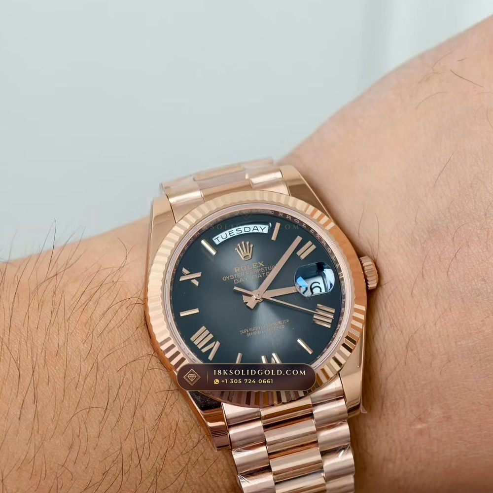 Rolex Day-Date 40 Graduated Ombre Sunray Dial 18K Everose Gold Reference 228235 — Hallmarked Edition — Studio Gallery Plate VIII in 18K Rose Gold Au750 (210.8g Verified Mass, Rolex Manufacture Cal. 3255 - 70h Power Reserve)