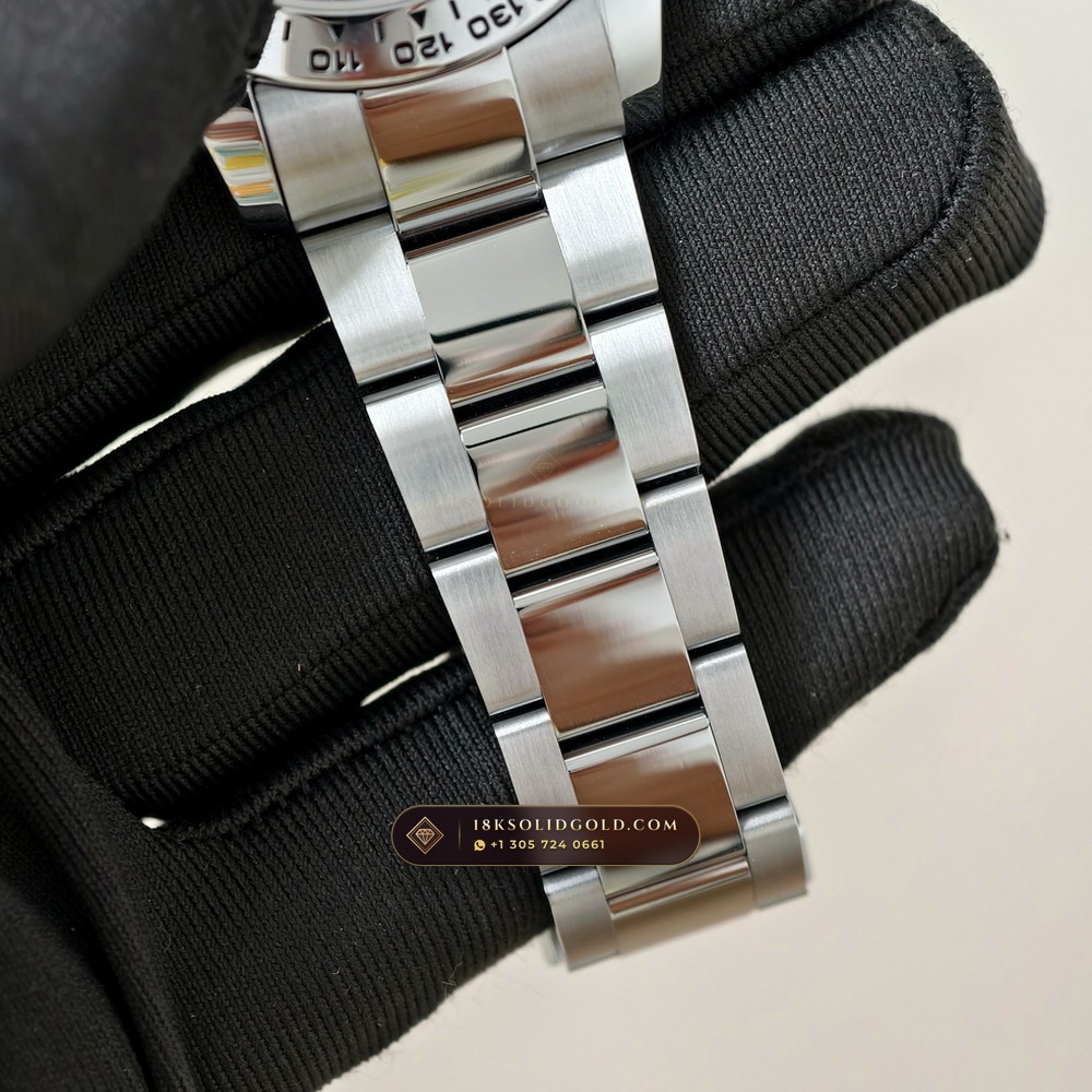 Rolex Cosmograph Daytona Starry Sky Dial 18K White Gold Reference 126509 — Hallmarked Edition angle 3