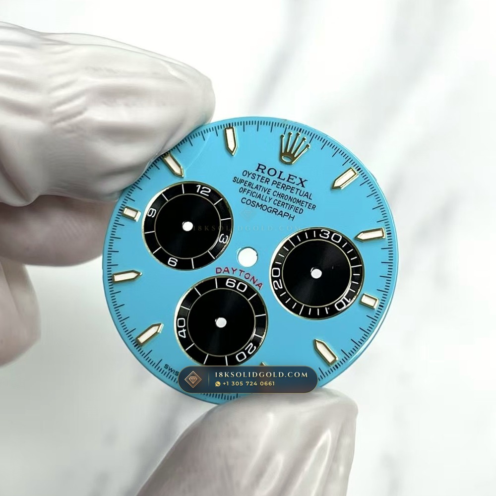 Rolex Cosmograph Daytona Tiffany Blue Dial 18K Yellow Gold Reference 126518 — Hallmarked Edition — Studio Gallery Plate VII in 18K Yellow Gold Au750 (160.1g Verified Mass, Rolex Manufacture Cal. 4131 - 72h Power Reserve)