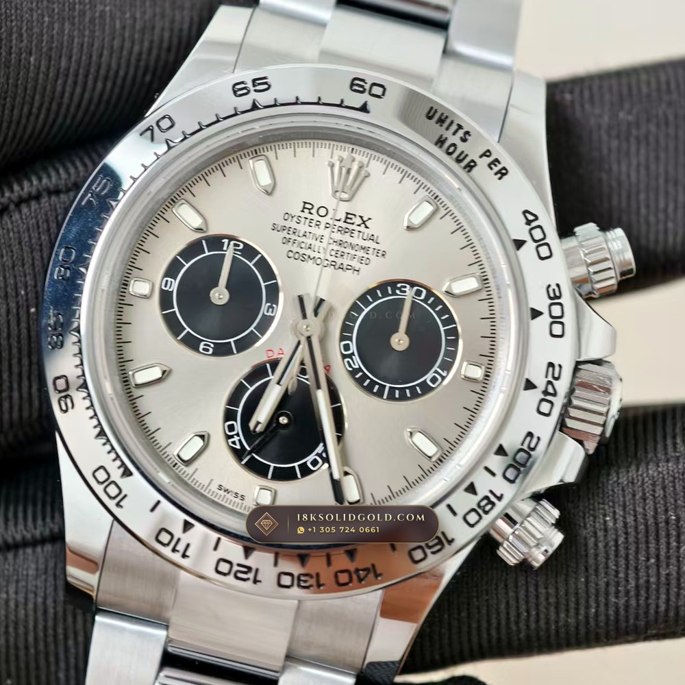 Rolex Cosmograph Daytona 18K White Gold Reference 116509 — Hallmarked Edition angle 3