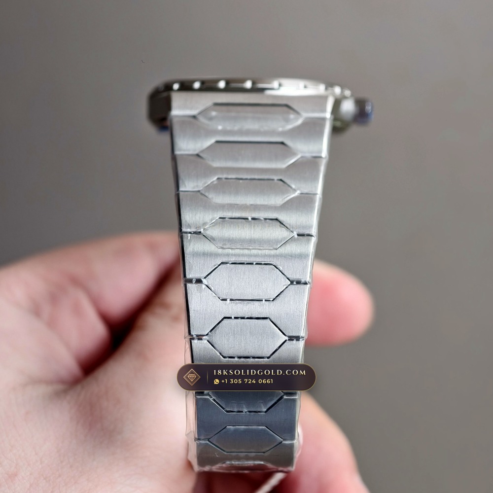 Vacheron Constantin Historiques 222 Jumbo 37mm Blue-Grey Dial Reference 4200H/222A-B934 — Salon Edition — Studio Gallery Plate VII in 904L Stainless Steel Custom Architecture (132.5g Verified Mass, Vacheron Constantin Cal. 2455/2 - 22K Gold Rotor)