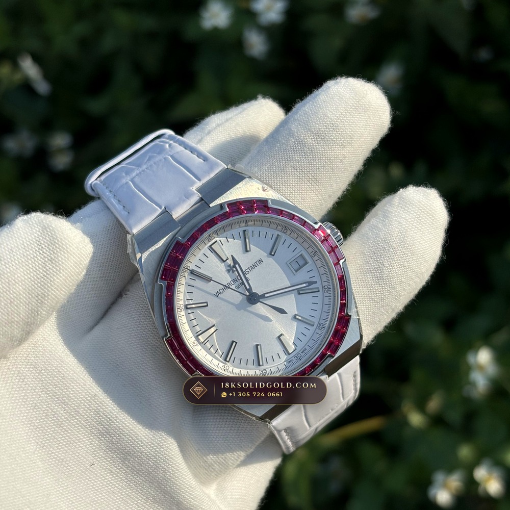 Vacheron Constantin Overseas Self-Winding 41mm Reference 4500V — Salon Edition angle 3