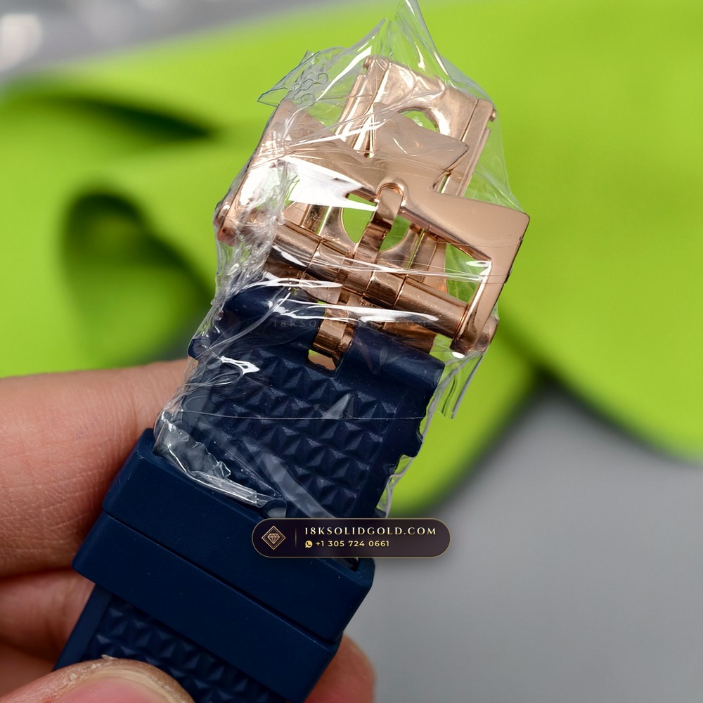 Vacheron Constantin Overseas Perpetual Calendar / Ultra-Thin 18K Rose Gold Reference 4300V — Hallmarked Edition — Studio Gallery Plate VII in 18K Rose Gold Au750 (176.2g Verified Mass, Vacheron Constantin Cal. 1120 QP/1 Ultra-Thin)