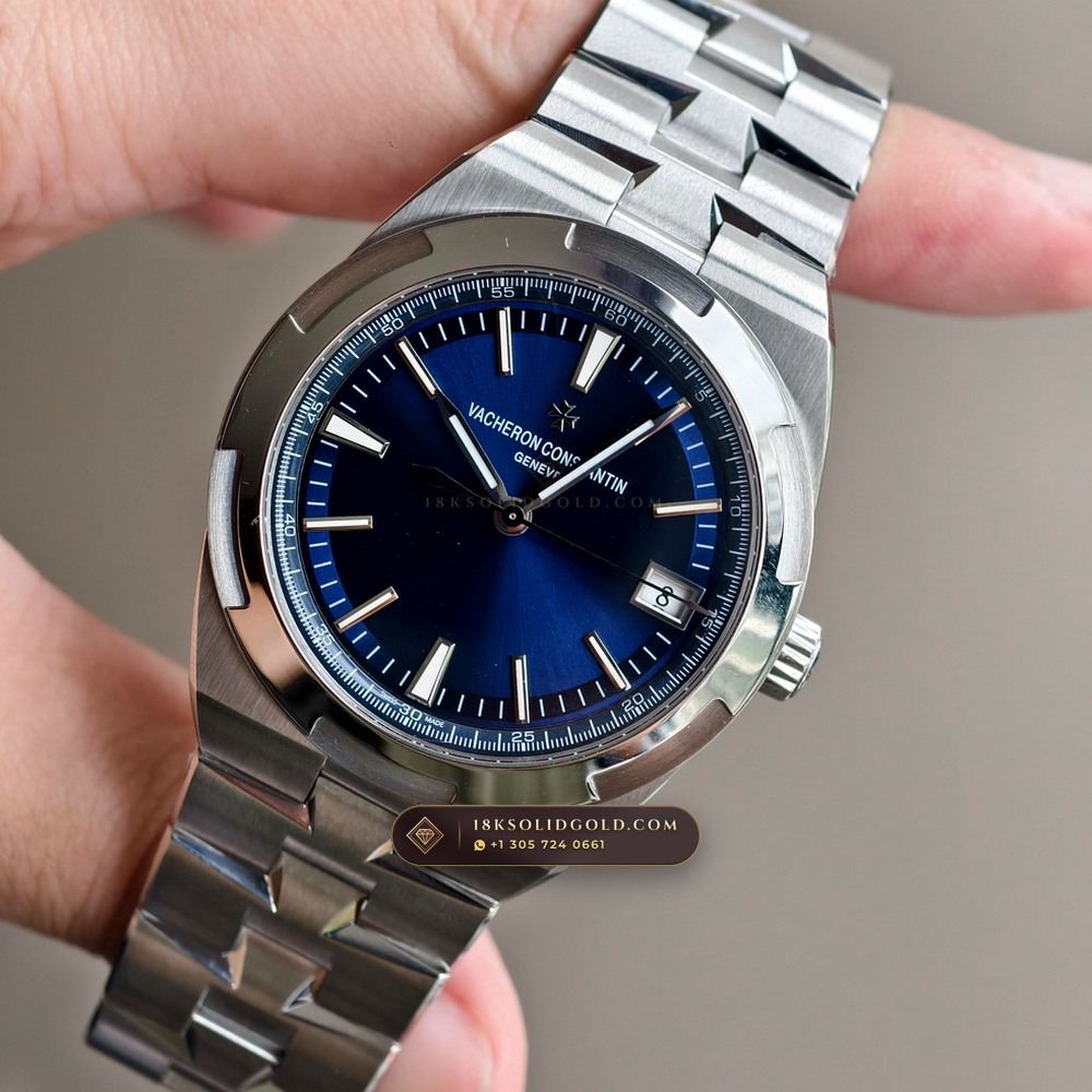 Vacheron Constantin Overseas Self-Winding 41mm Reference 4500V/110A-B128 — Salon Edition angle 3